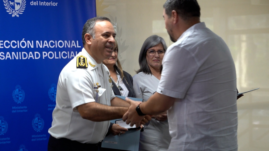 Entrega de reconocimientos en aniversario de Sanidad Policial