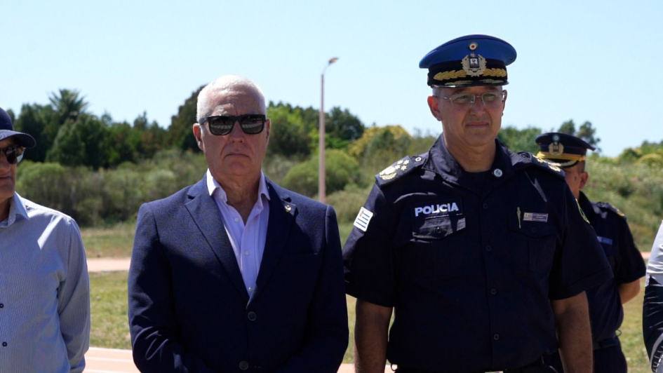 Inauguración de pista de atletismo en la Dirección Nacional de la Educación Policial