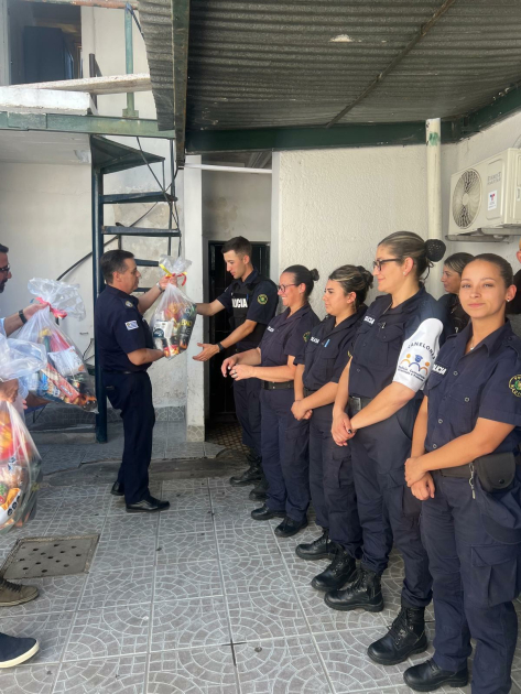 Entrega de Canastas Navideñas