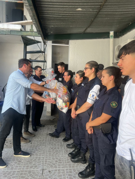 Entrega de Canastas Navideñas