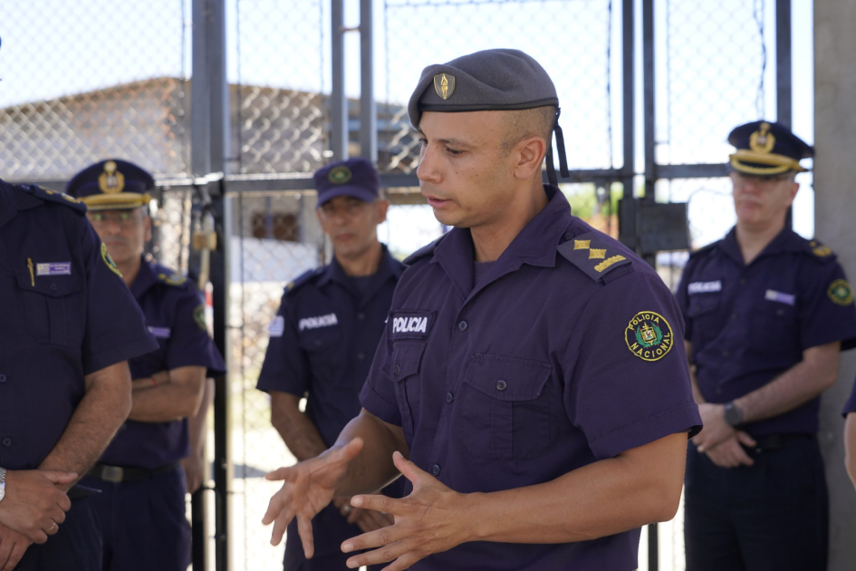 Director de la Unidad N.º 17 Campanero, comisario Carlos Brazeiro, Director de la Unidad N.º 17 Campanero, comisario Carlos Brazeiro,
