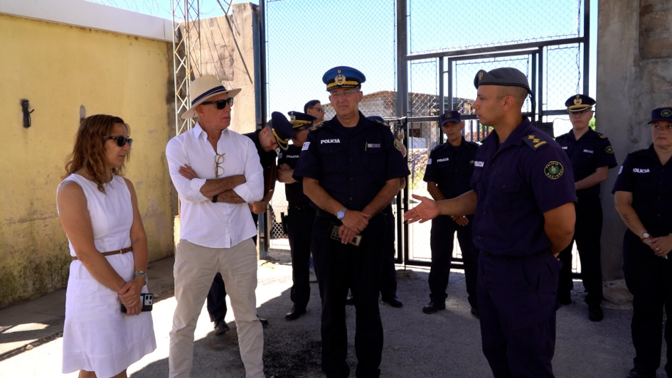 Autoridades visitan Unidad N°17 Autoridades visitan Unidad N°17