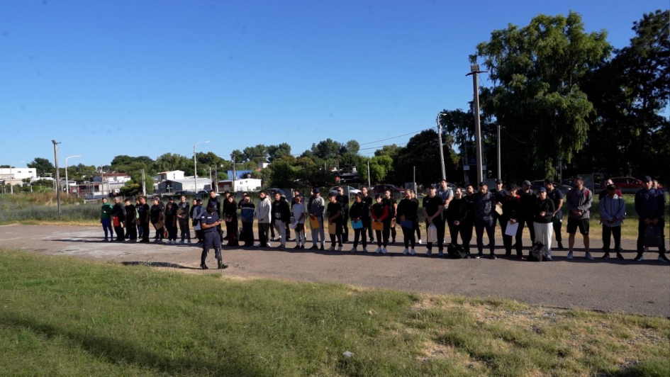 Aspirantes a alumnos en pruebas físicas