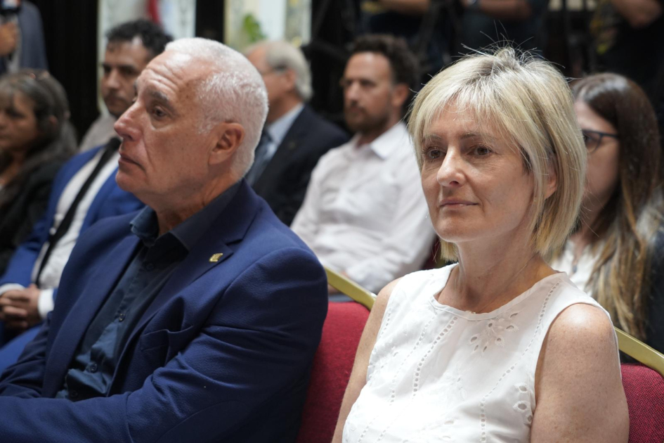 Ministro y Subsecretaria del Ministerio del Interior