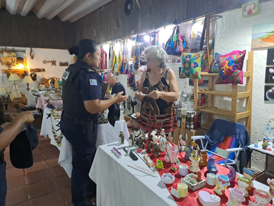 Policía Comunitaria Policía Comunitaria