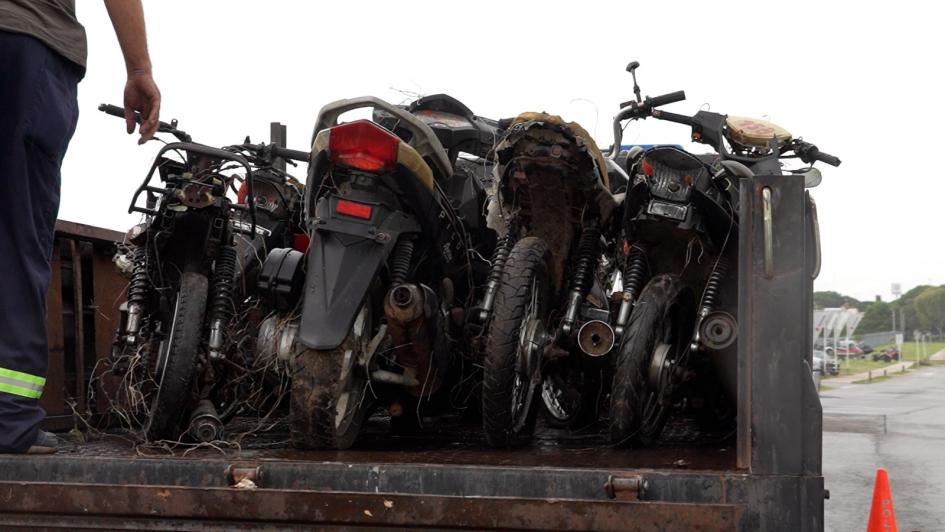 Motos transportadas a la Cooperativa para su desmantelamiento