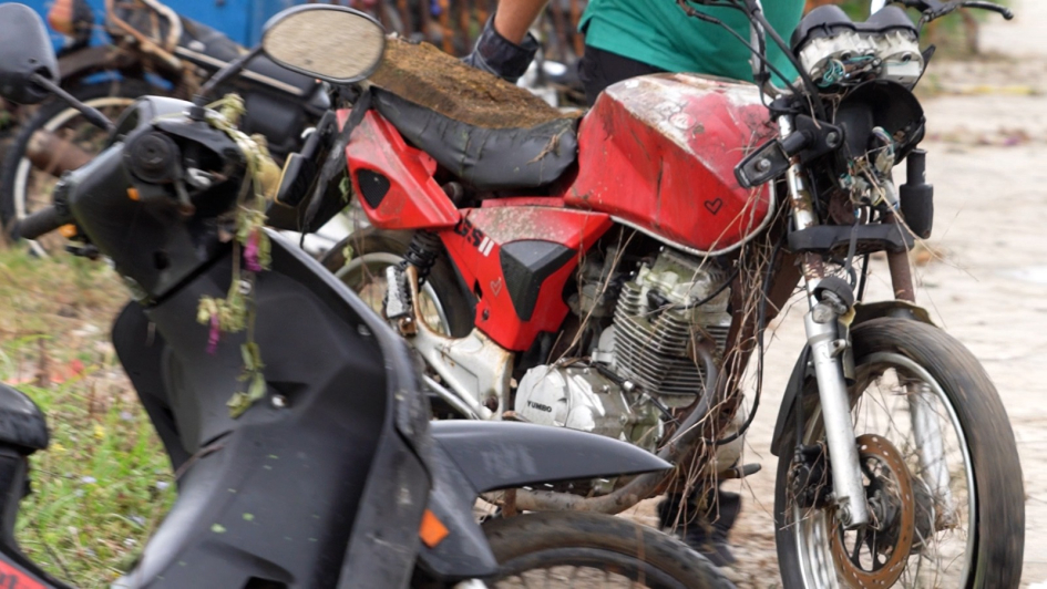 Motos transportadas a la Cooperativa para su desmantelamiento