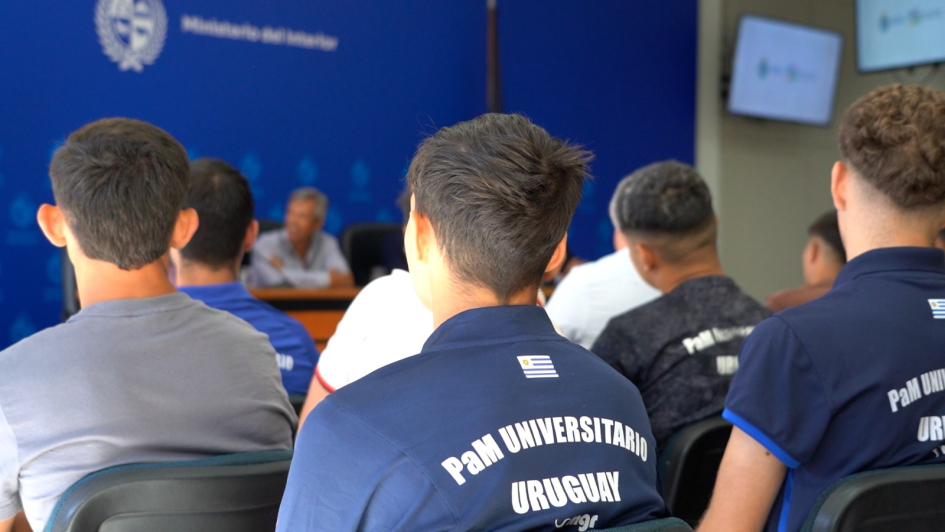 Pelota al Medio Universitario lanzó la temporada 2026 Pelota al Medio Universitario lanzó la temporada 2026
