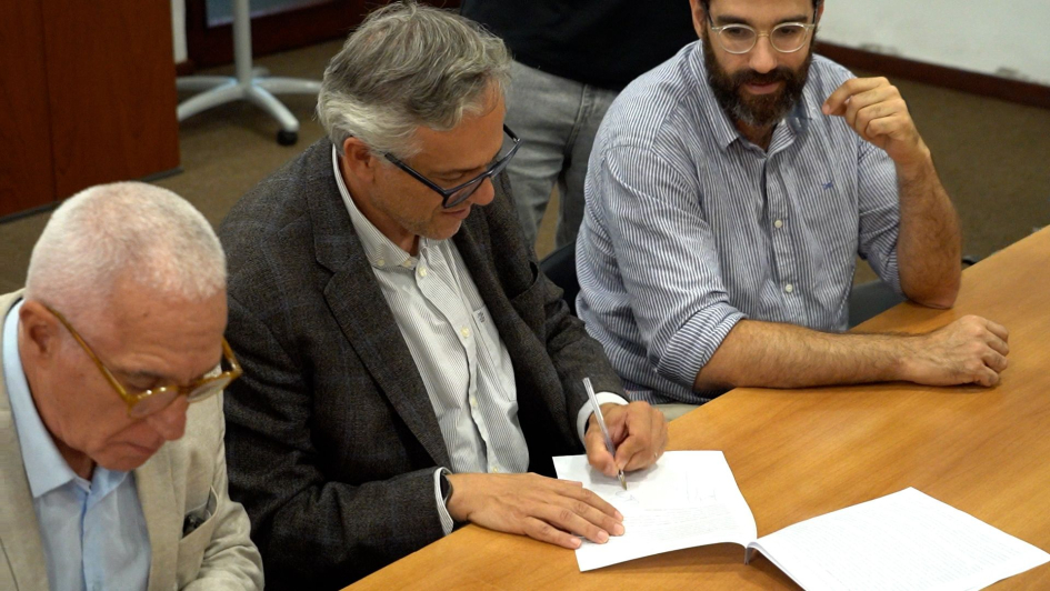 Ministerio del Interior firmó convenio histórico con la USIP por mejoras salariales y condiciones la