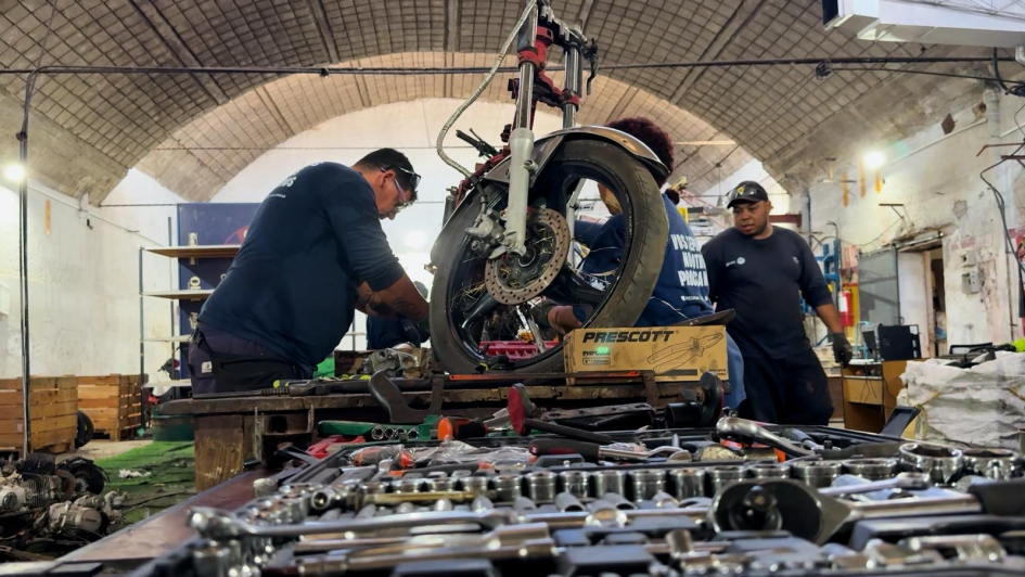 Recorrida en Cooperativa Burgues Recorrida en Cooperativa Burgues