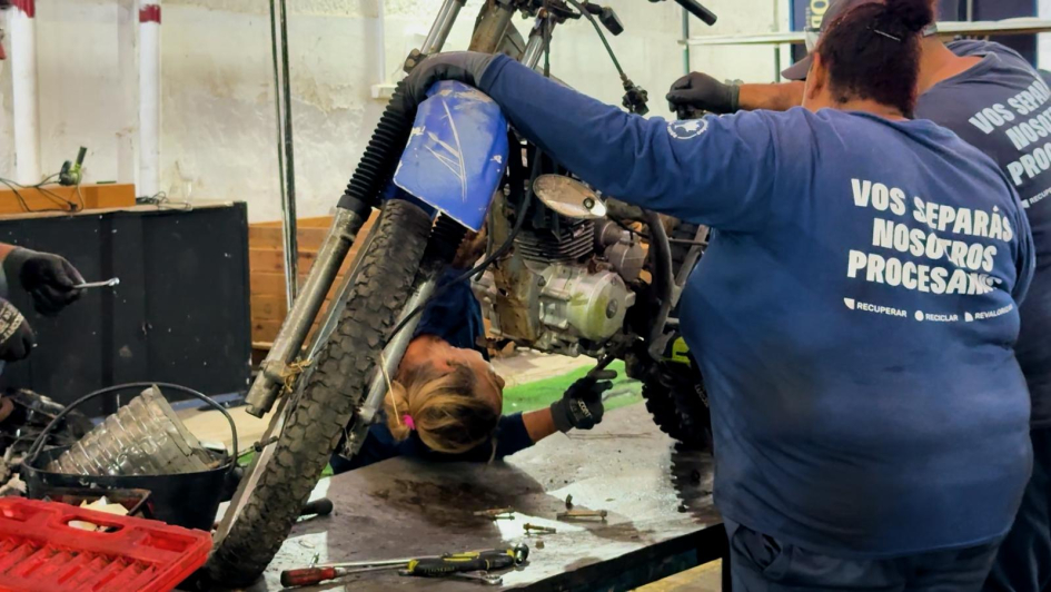 Recorrida en Cooperativa Burgues Recorrida en Cooperativa Burgues