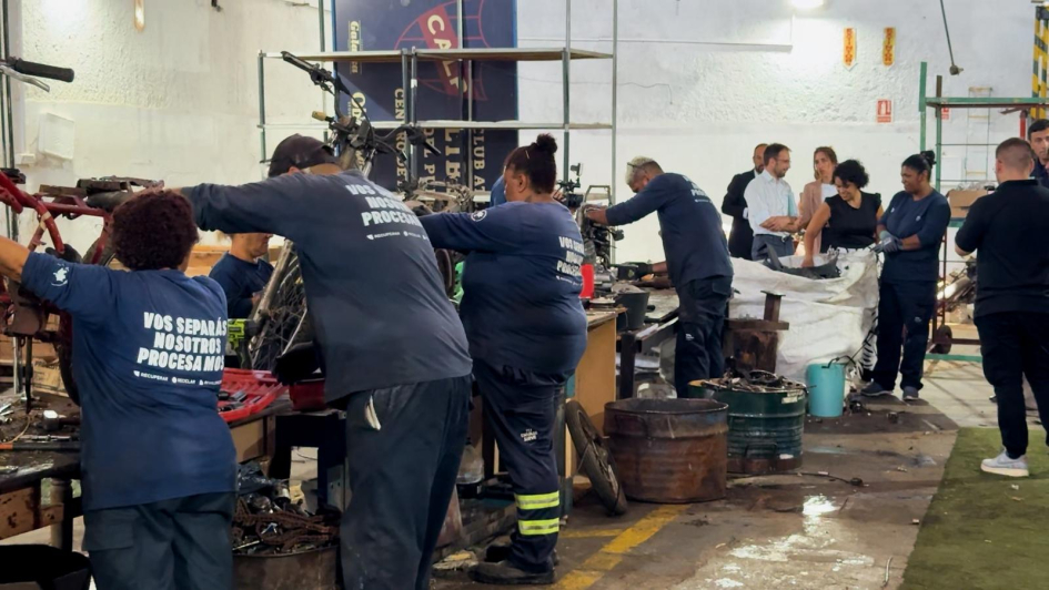 Recorrida en Cooperativa Burgues Recorrida en Cooperativa Burgues