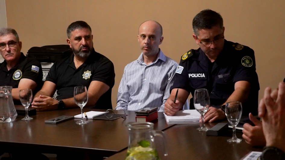 Ministro del Interior encabezó reunión con el Comando de la Policía Nacional y directores de unidade