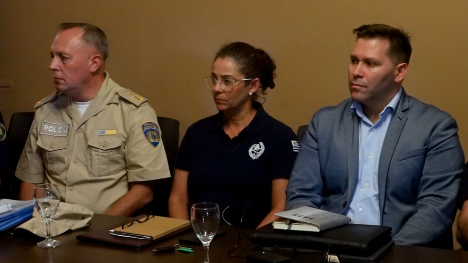 Ministro del Interior encabezó reunión con el Comando de la Policía Nacional y directores de unidade