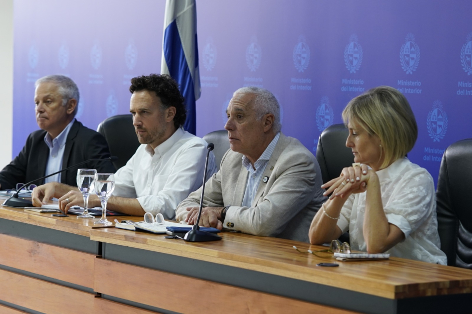 Ministro encabezó reunión de coordinación estratégica con Directores Nacionales y Generales