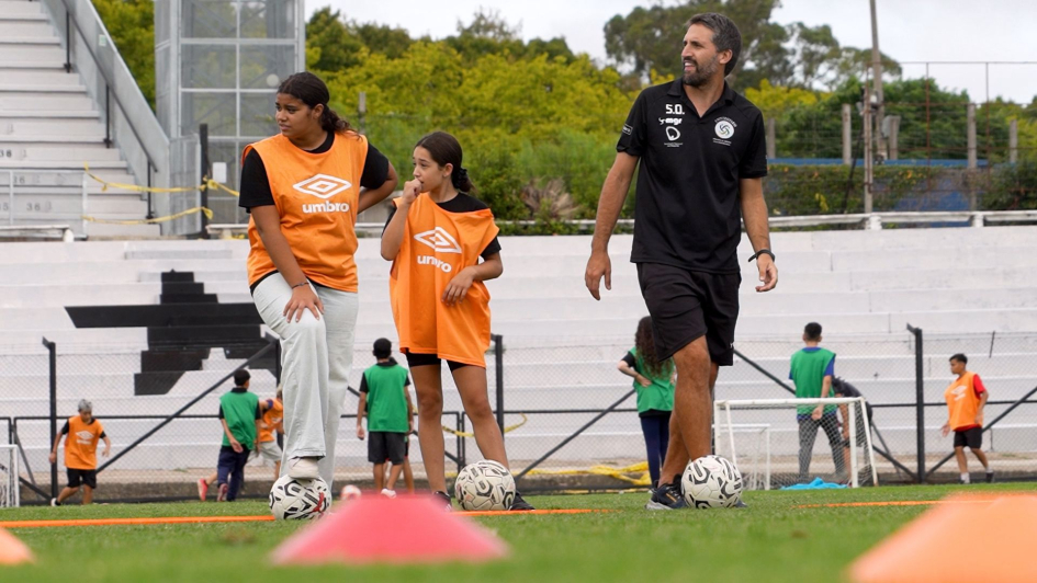 Se realizó el lanzamiento de CAMP Convivencia y Liderazgo del programa Pelota al Medio a la Esperanz