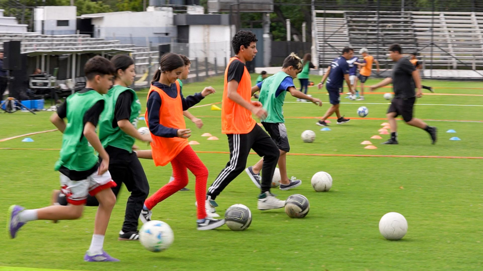 Se realizó el lanzamiento de CAMP Convivencia y Liderazgo del programa Pelota al Medio a la Esperanz