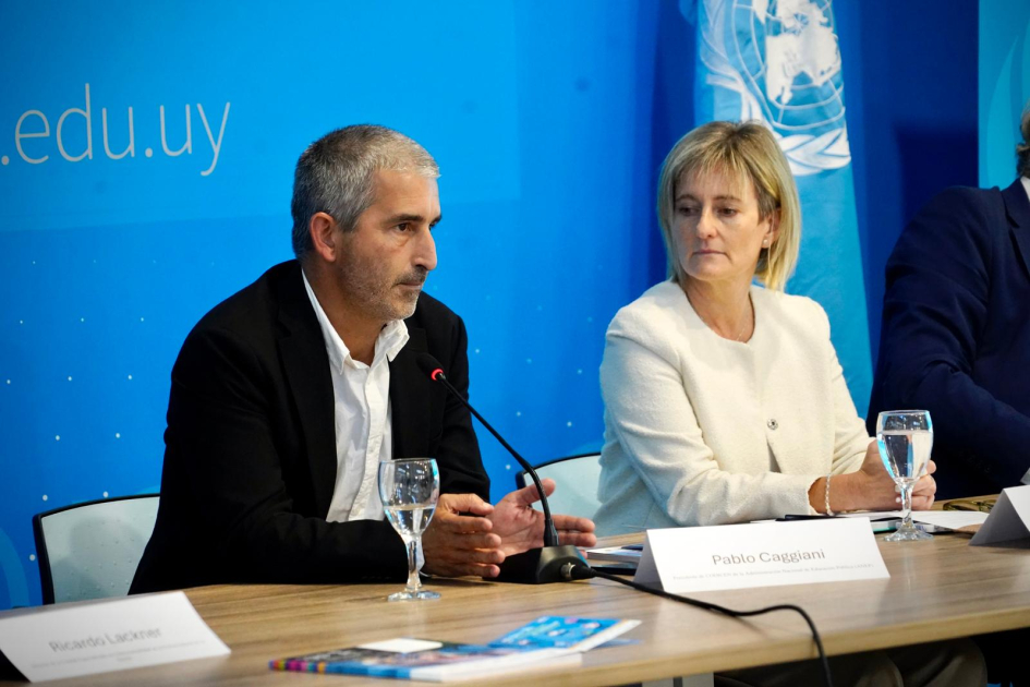 Presidente de Anep Pablo Caggiani junto a Subsecretaria Gabriel Valverde