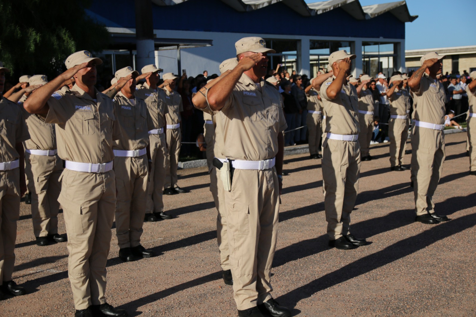 Promoción histórica: egresaron 300 agentes de la Escuela Nacional de Policía