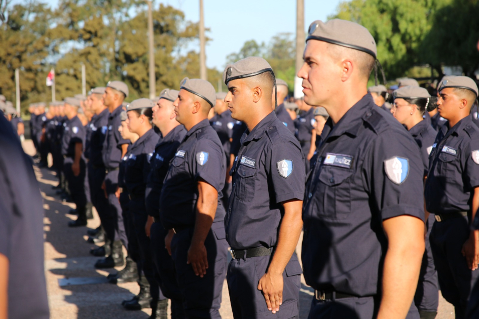 Promoción histórica: egresaron 300 agentes de la Escuela Nacional de Policía