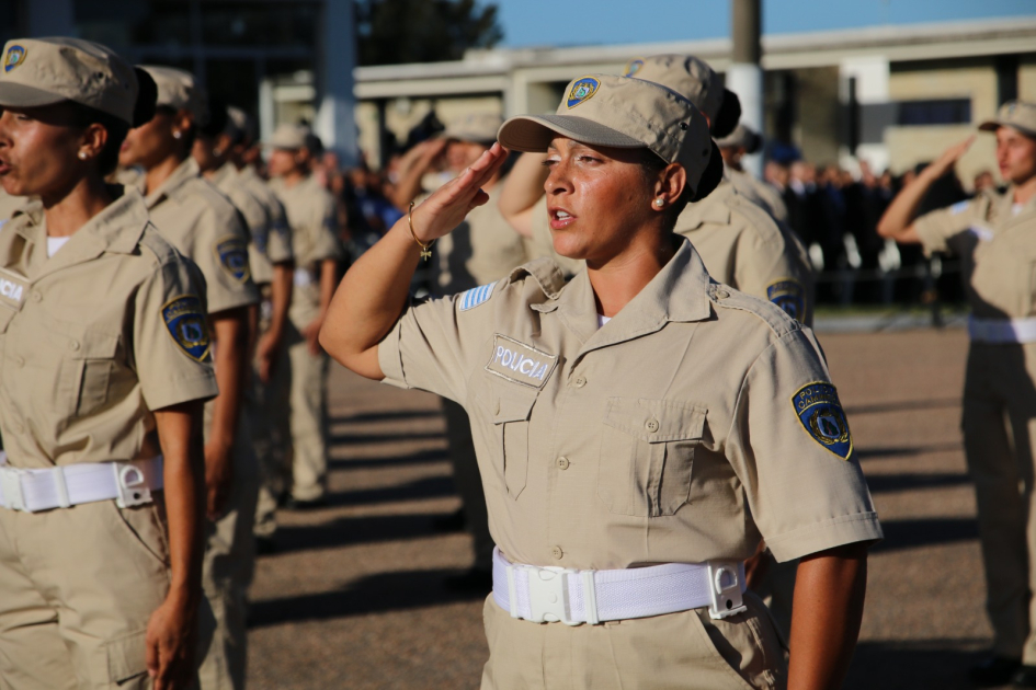 Promoción histórica: egresaron 300 agentes de la Escuela Nacional de Policía