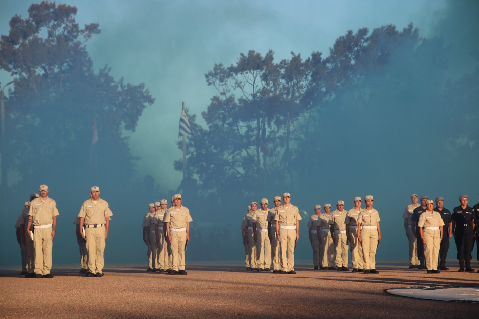 Promoción histórica: egresaron 300 agentes de la Escuela Nacional de Policía