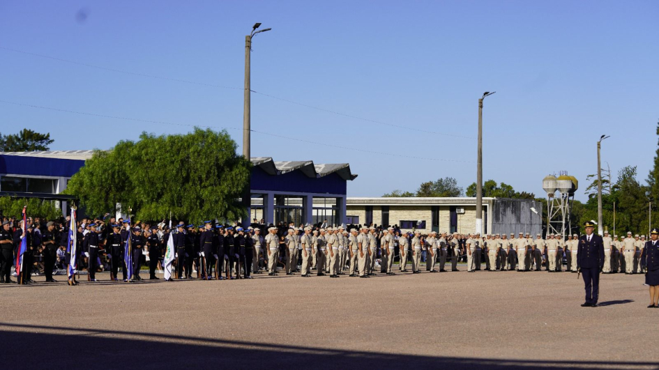 Promoción histórica: egresaron 300 agentes de la Escuela Nacional de Policía