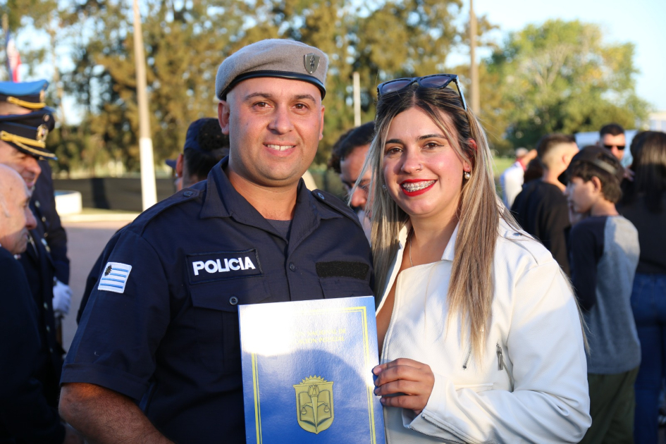 Promoción histórica: egresaron 300 agentes de la Escuela Nacional de Policía