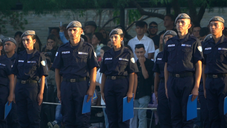 Promoción histórica: egresaron 300 agentes de la Escuela Nacional de Policía