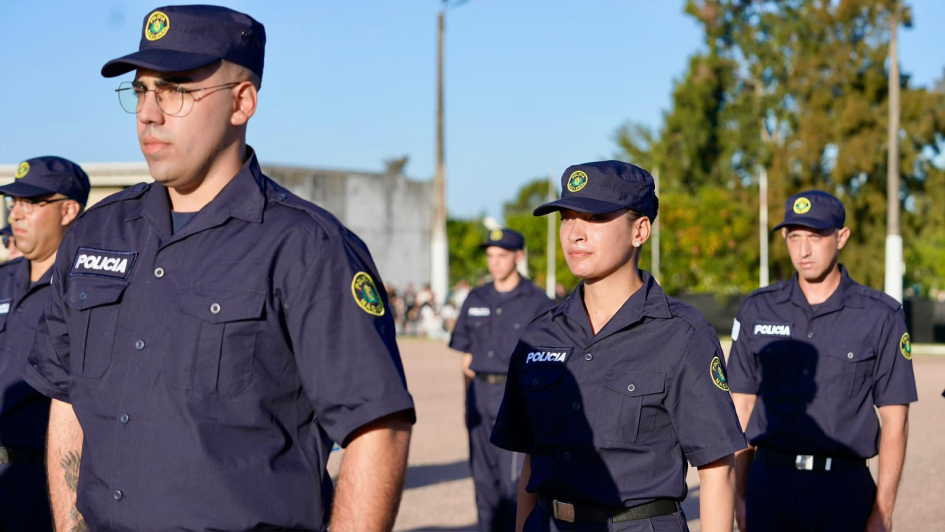 Promoción histórica: egresaron 300 agentes de la Escuela Nacional de Policía