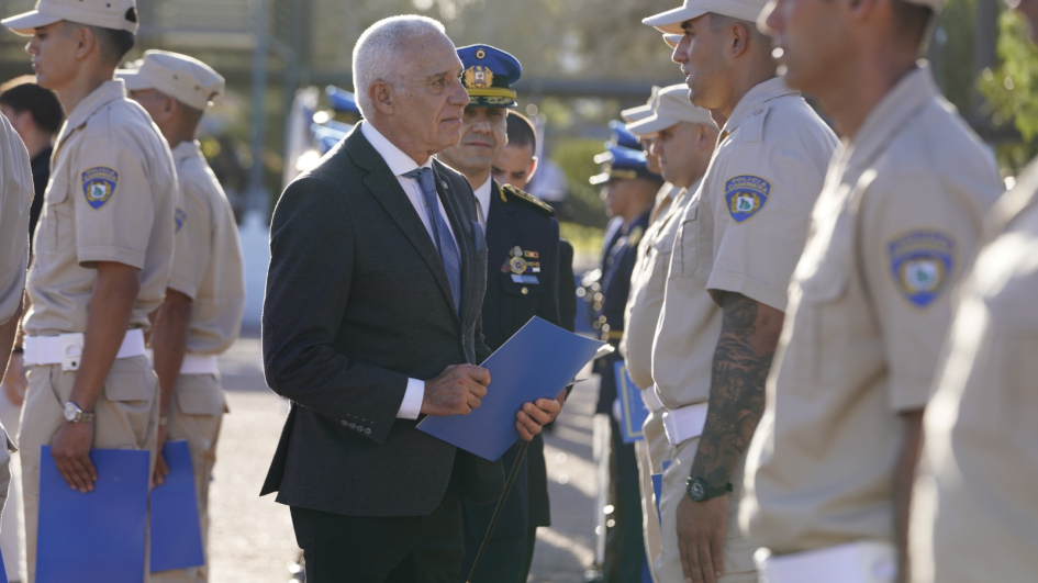 Promoción histórica: egresaron 300 agentes de la Escuela Nacional de Policía