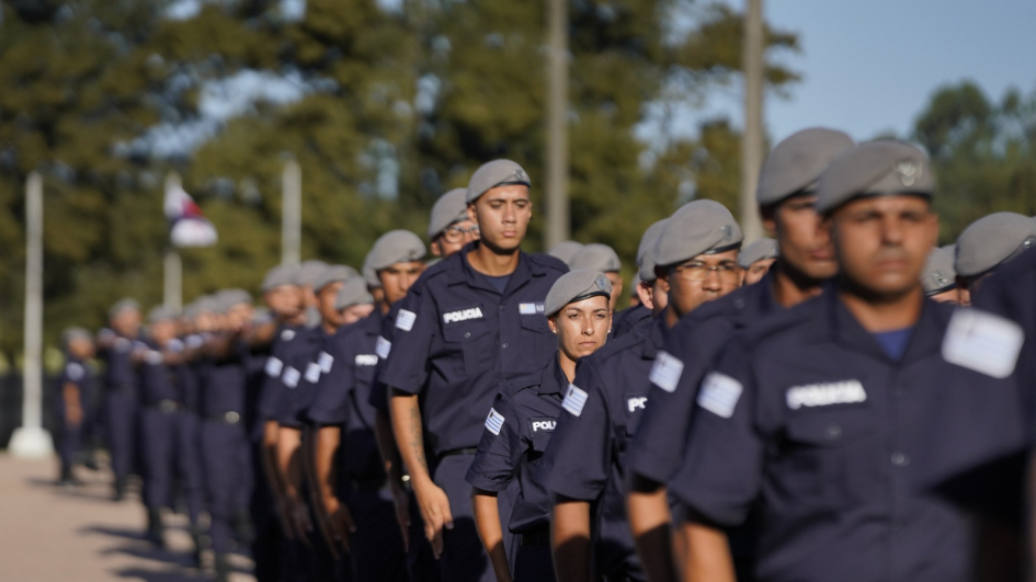 Promoción histórica: egresaron 300 agentes de la Escuela Nacional de Policía