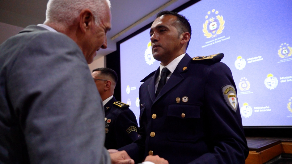 Se realizó la ceremonia de entrega de fustas y bastones, símbolos de mando de la Policía Nacional Se realizó la ceremonia de entrega de fustas y bastones, símbolos de mando de la Policía Nacional