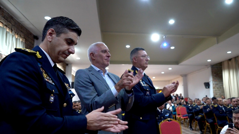Se realizó la ceremonia de entrega de fustas y bastones, símbolos de mando de la Policía Nacional Se realizó la ceremonia de entrega de fustas y bastones, símbolos de mando de la Policía Nacional