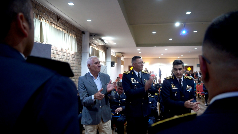 Se realizó la ceremonia de entrega de fustas y bastones, símbolos de mando de la Policía Nacional Se realizó la ceremonia de entrega de fustas y bastones, símbolos de mando de la Policía Nacional