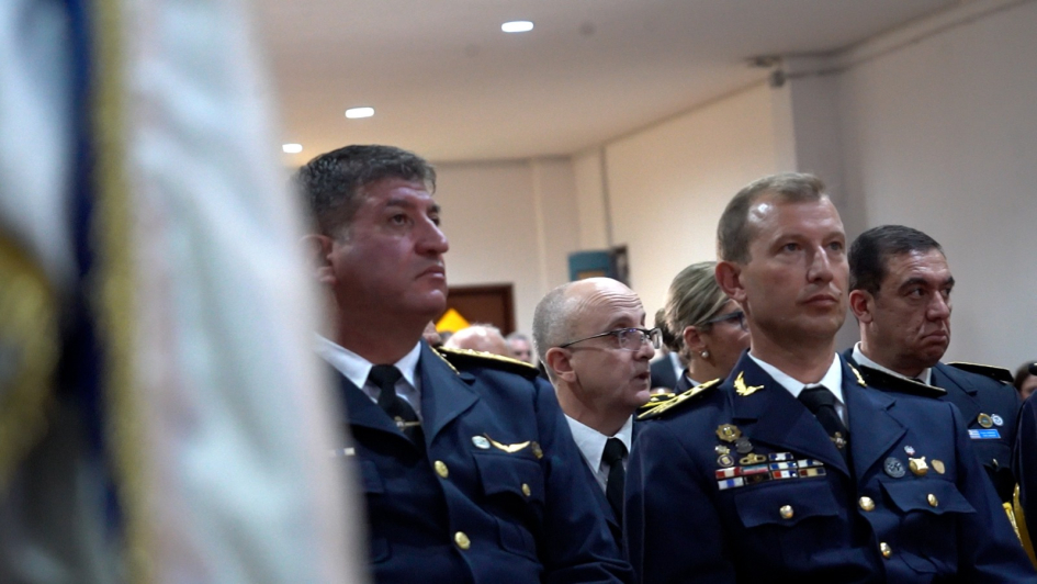 Se realizó la ceremonia de entrega de fustas y bastones, símbolos de mando de la Policía Nacional Se realizó la ceremonia de entrega de fustas y bastones, símbolos de mando de la Policía Nacional