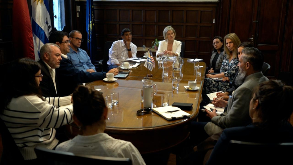 Ministra Interina se reunió con autoridades de la Embajada de Estados Unidos