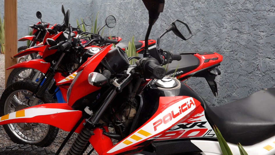 Motos policiales en inaguración subcomisaria San Rafael 