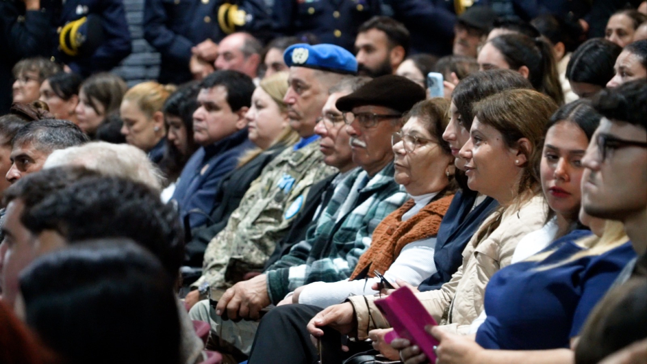 Autoridades en engreso de 48 nuevos agentes en Maldonado