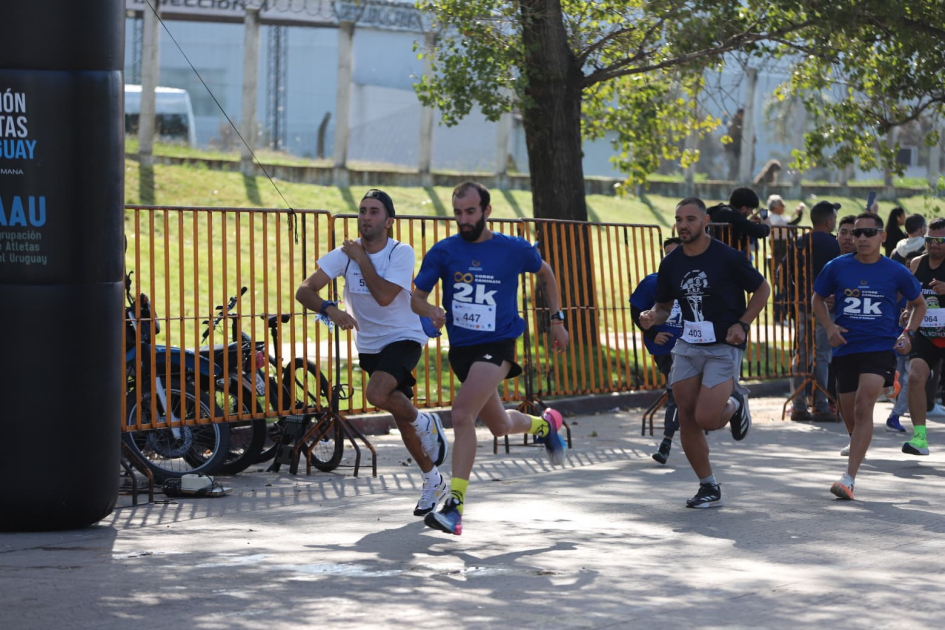Corredores en la largada de la correcaminata