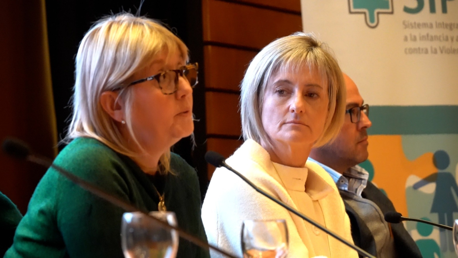 Dos mujeres