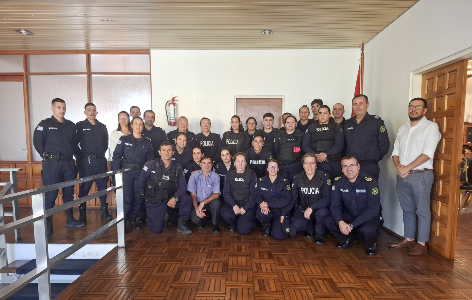 Taller sobre respuesta policial en violencia de género y violencia vicaria se realizó en San José