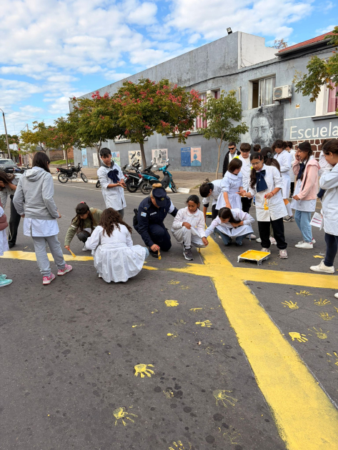 Lazo amarillo pintado 