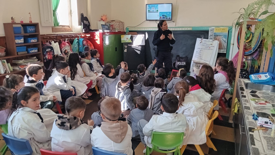 Niños en el taller Niños en el taller