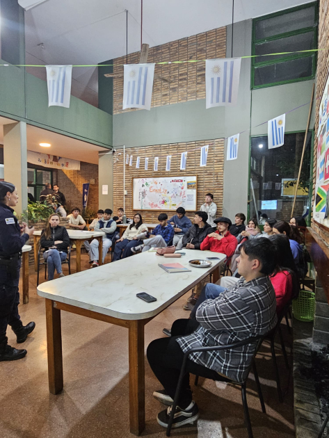 Alumnos en el taller