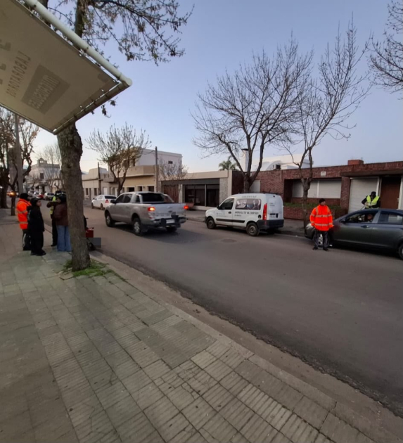 Moviles y personal policial realizando tareas de acuerdo a operativo Moviles y personal policial realizando tareas de acuerdo a operativo