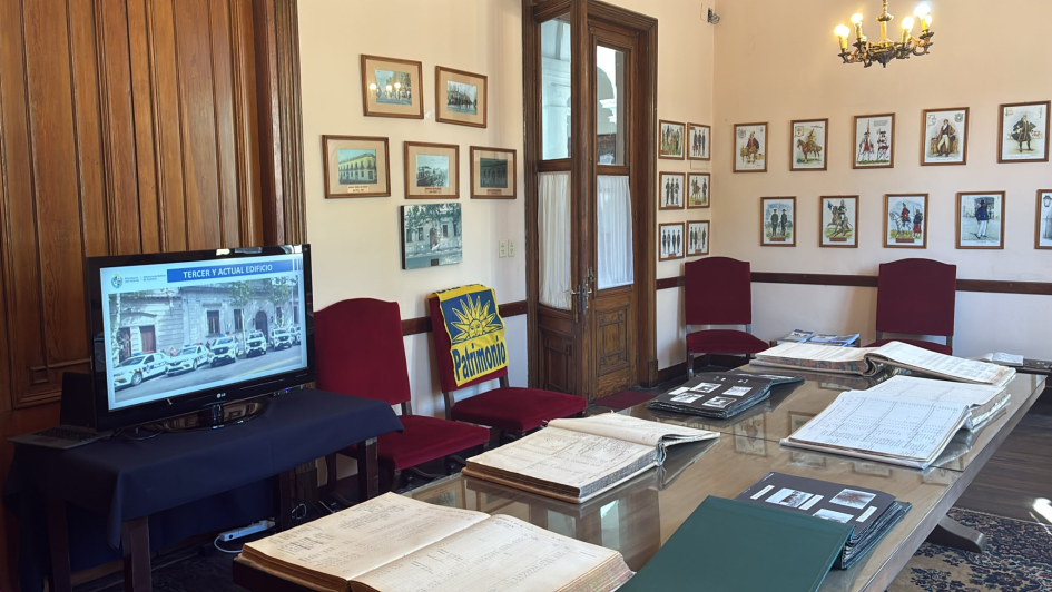 Jefatura de Policía de Colonia Muestra del salon historico