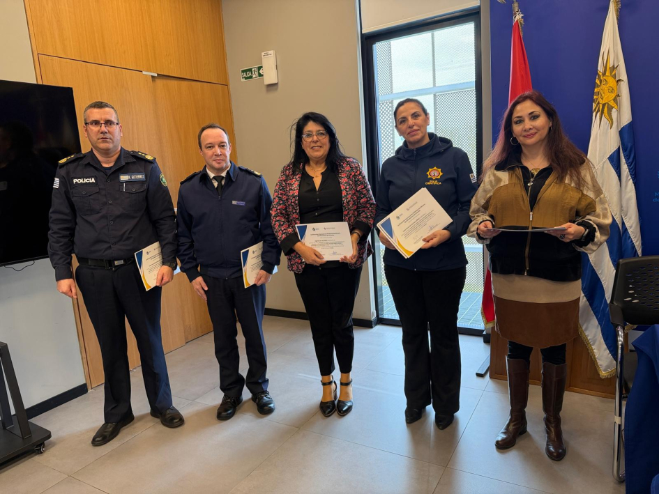Policías se capacitan en comunicación no verbal y atención de violencia de género Todos los responsables de la capacitación