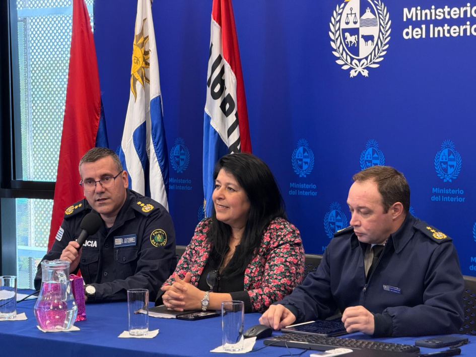 Policías se capacitan en comunicación no verbal y atención de violencia de género Autoridades dan la bienvenida al curso taller