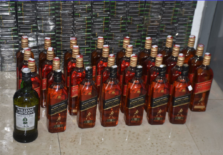 Botellas de whisky incautadas Botellas de whisky incautadas